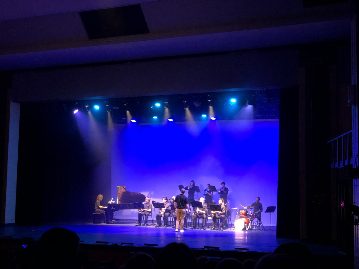 Shout out to <a href="/ridgepanthers/">FRHS Panthers</a> <a href="/FRHSBands/">Fossil Ridge Band</a> jazz band! Awesome performance this morning! #CelebrateKISD #DoubleVision <a href="/KISDFineArts/">Keller ISD Fine Arts</a>