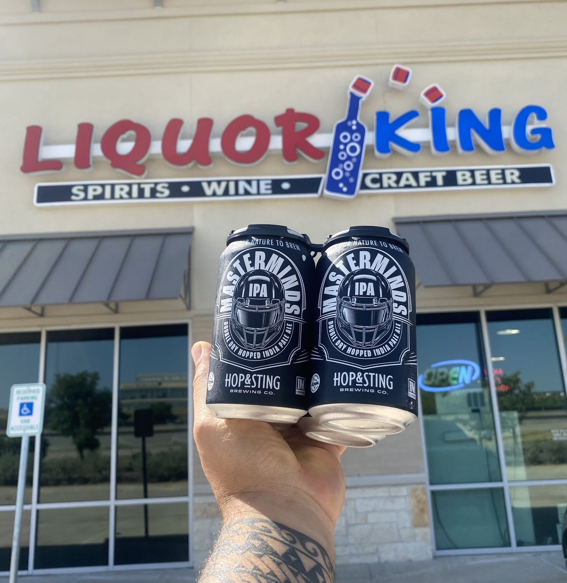 Duke Manyweather (@bigduke50) on Twitter photo DFW: stop on in to any of the @LiquorKing7 locations and grab #MastermindsIPA
<a href="/OLMasterminds/">OL Masterminds</a>™️ ✖️ <a href="/hopandsting/">Hop & Sting Brewing Co.</a> DFW: stop on in to any of the @LiquorKing7 locations and grab #MastermindsIPA
<a href="/OLMasterminds/">OL Masterminds</a>™️ ✖️ <a href="/hopandsting/">Hop & Sting Brewing Co.</a>