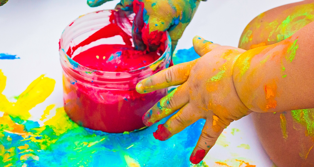 🎁Spaces available: Online Therapeutic Treasure Box Course with <a href="/dr_treisman/">Dr Karen Treisman, MBE, Clinical Psychologist</a> (16 - 18 November 2022) 

Explore how to facilitate resilience &amp; affect regulation in children with developmental trauma. Open to all.

🎫Book➡️ baat.org/Courses-Confer…

#ArtTherapy #OnlineCourse