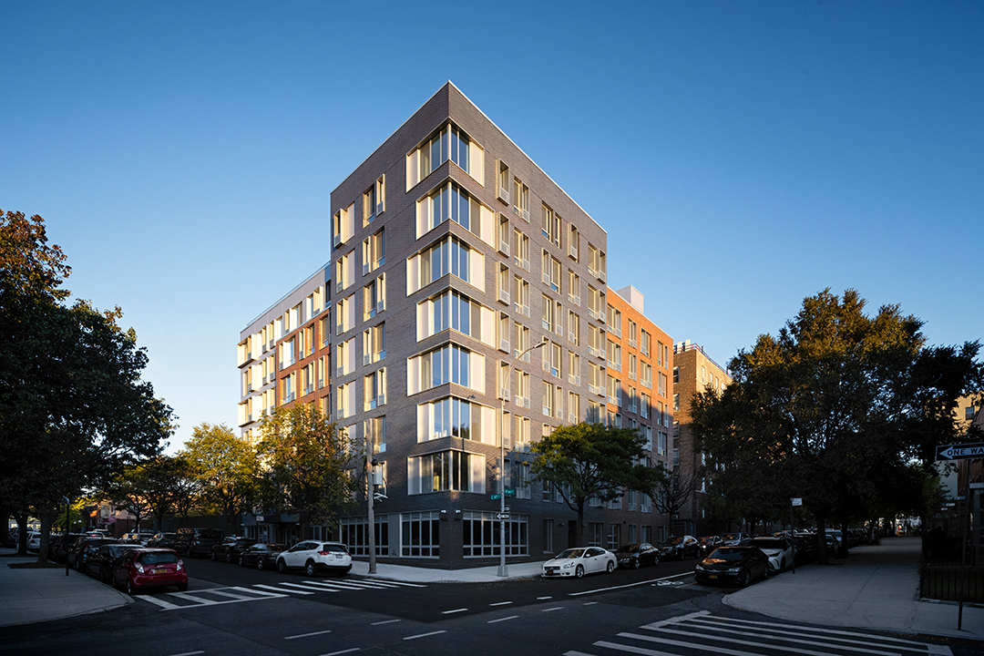 The Corden is a finalist in the Affordable Housing Finance Reader's Choice Awards in the Family category.  Check out all the finalists and vote for your favorites... housingfinance.com/developments/b…