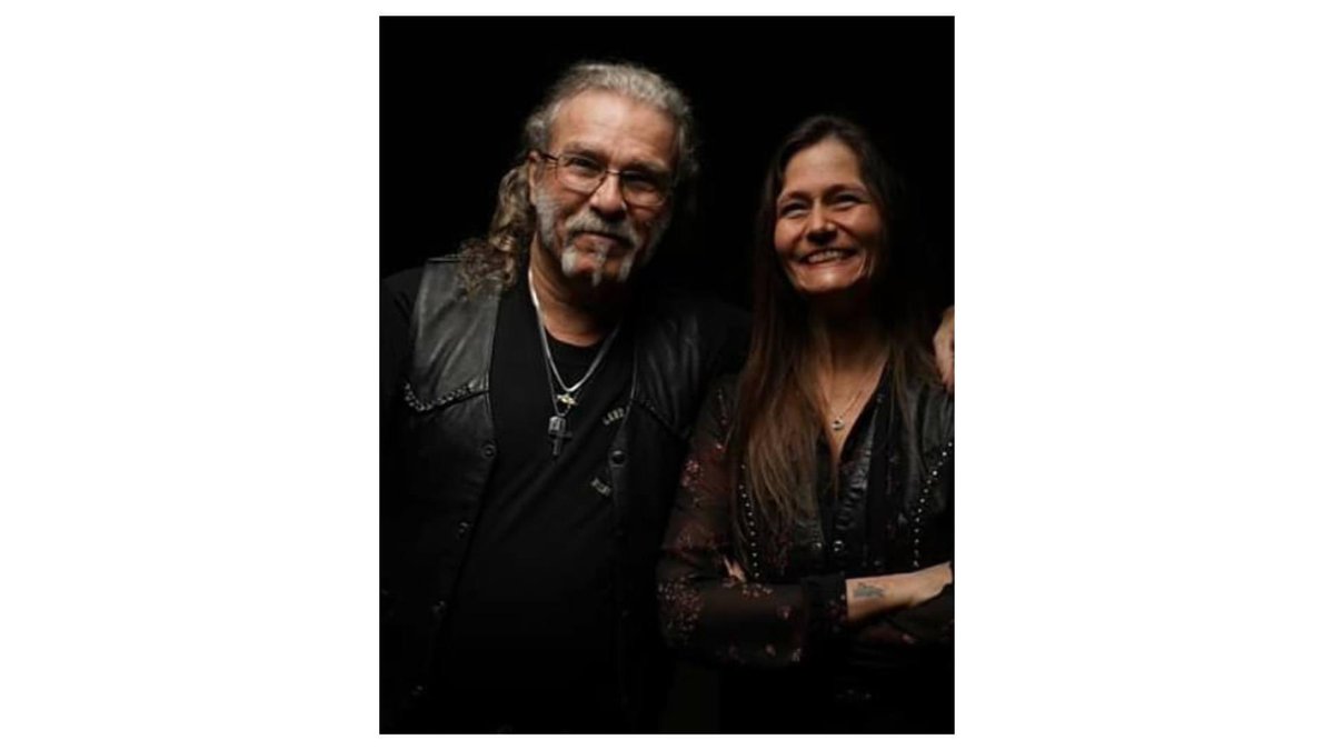 RailwayArts's tweet photo. Featured Artist of the Day is Dealerz Choice Duo!

Dealerz Choice Duo will be playing on the main stage at 2:15pm on Sunday, August 21st. Come check them out for blues, country, and folk day at the festival 🎶🎵

Facebook: https://t.co/zGvk8q9cWg
Event: https://t.co/wtfW2LupZA https://t.co/vxT0j2OBUG