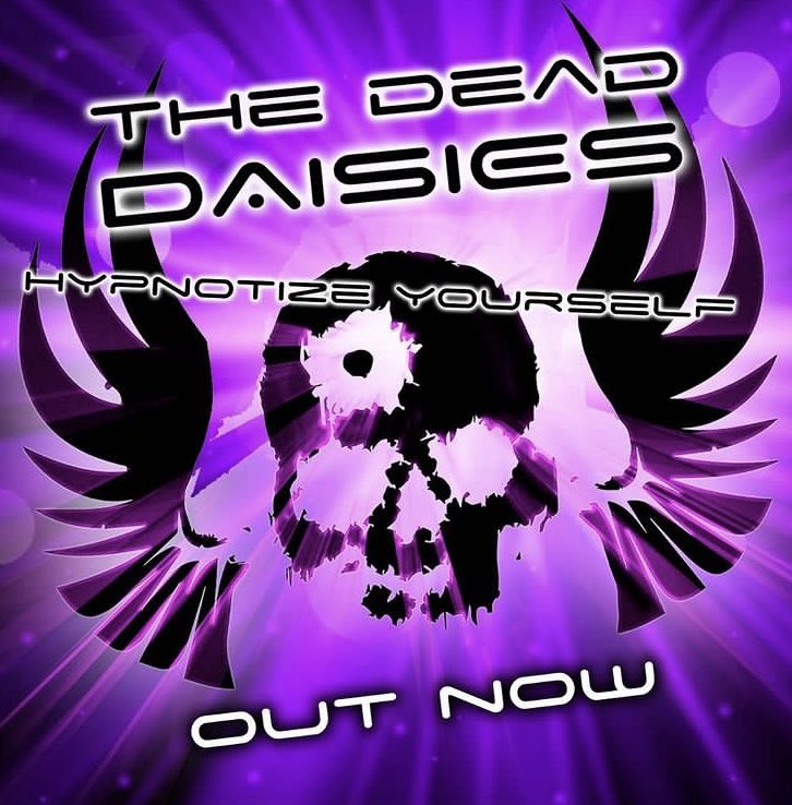 DeadDaisiesCL's tweet photo. Día viernes para un hipnotizante nuevo single de @TheDeadDaisies:  'HYPNOTIZE YOURSELF' !⚡⚡
Revisen el lyric video aquí :
https://t.co/i099xQ9F6D…

#TheDeadDaisies #HypnotizeYourself #NewSingle https://t.co/oD4Fur2eif