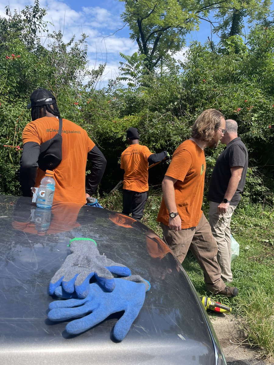 Ward 8 Woods tweet media