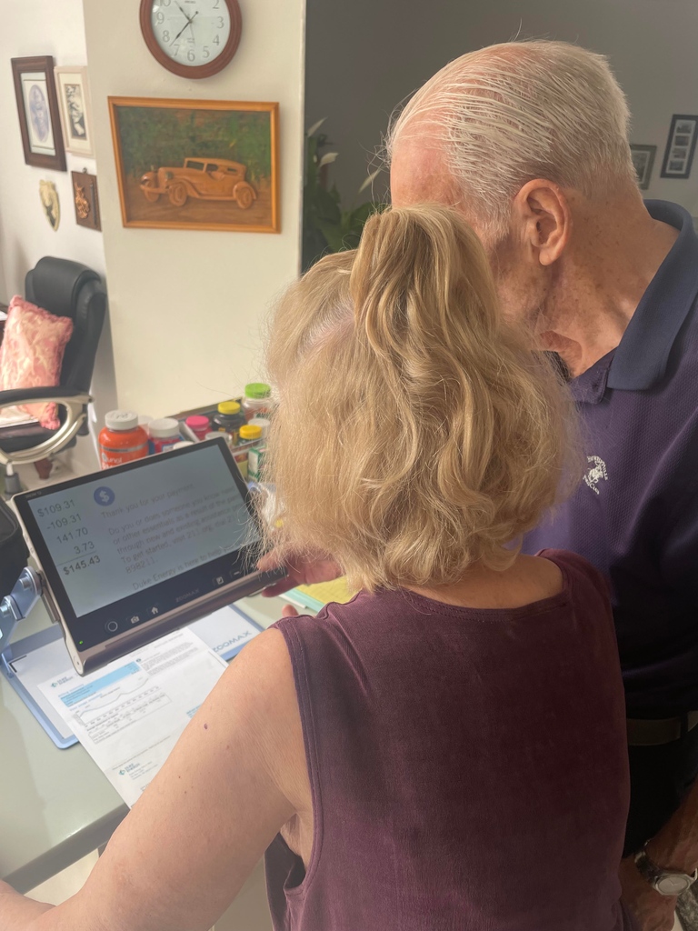 FLVISION's tweet photo. Snow 12 is a portable video magnifier that delivers true visual independence for people with low vision. 
https://t.co/waVSM99EQQ https://t.co/mIx25phYwO