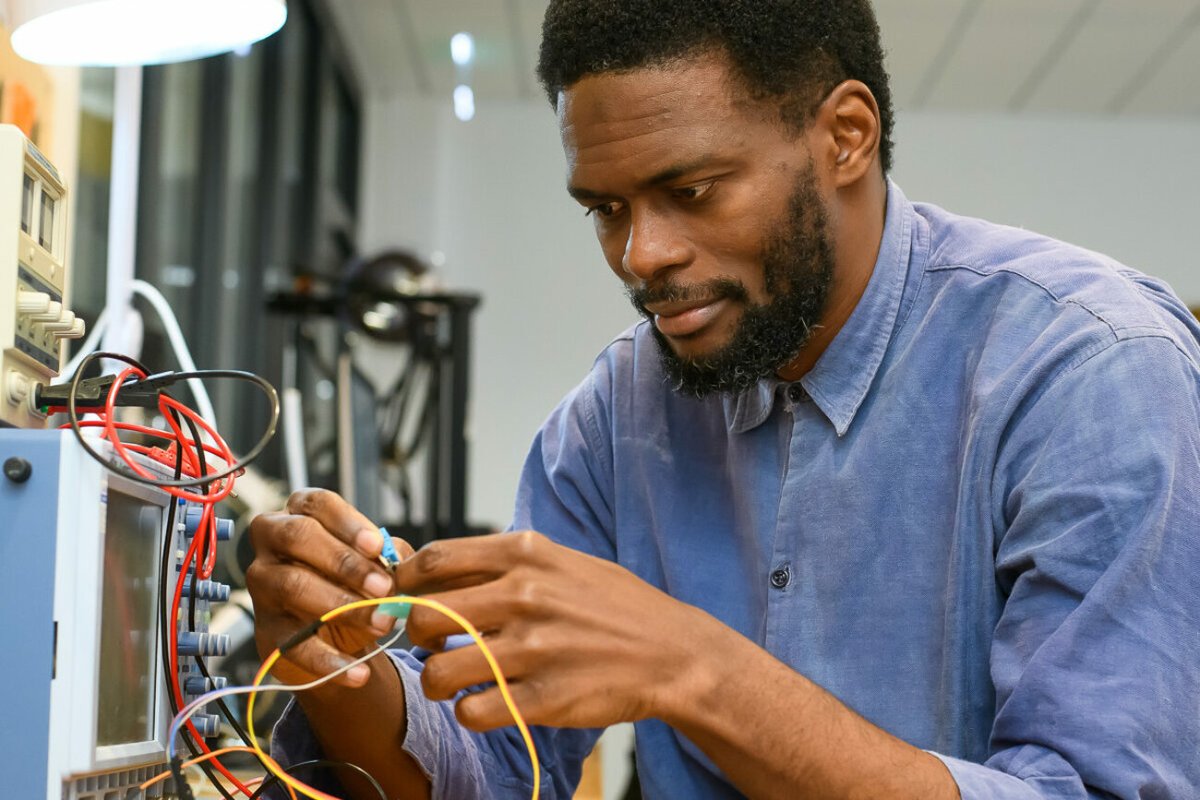 A year ago, I introduced you to @sename_, a Togolese architect and anthropologist, founder of <a href="/woelab/">HubCity WoeLab</a> , a network of tech hubs that aim to 'make everyone equal in the face of the digital revolution.'
cstu.io/5468bc
#tgtwittos #startup #incubator