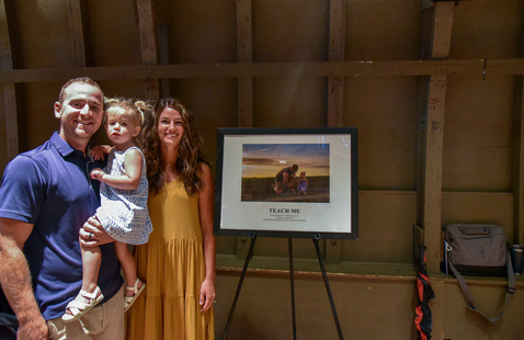 hoosieragtoday's tweet photo. The winners of the 2022 Indiana Agriculture Photo Contest were announced by @LGSuzanneCrouch and @ISDAgov during a ceremony at the Indiana State Fair on Thursday.

https://t.co/E66P4I2Aho https://t.co/ygJKEzlDK6