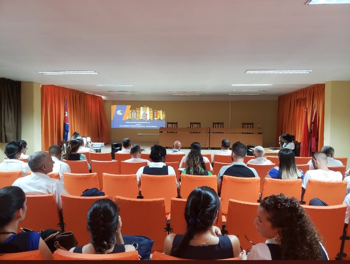 Celebración del Balance Semestral Etecsa_2022. Trabajando para mejorar cada día más nuestro servicio 👍
<a href="/ETECSA_Cuba/">ETECSA</a> <a href="/NapolesYury/">Yury Vargas Nápoles</a> <a href="/ernestoyudreane/">Ernesto Y. Rodriguez Linares</a>