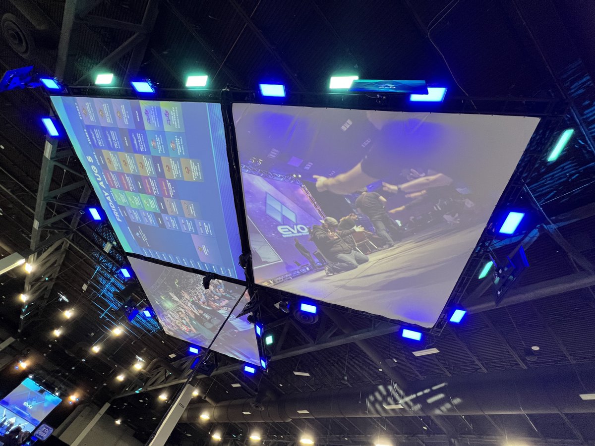 Evo's tweet photo. You’re going to need your wide angle lens for this one.

#Evo2022 https://t.co/AeQDpXWHqz