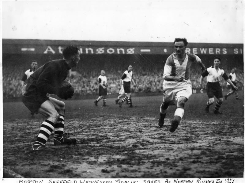 MarkAForster's tweet photo. @__Michael_0 @SBitC_CCFC @Coventry_City Pre and post war, either side of his RAF service :) https://t.co/cq4aNLCU5Z
