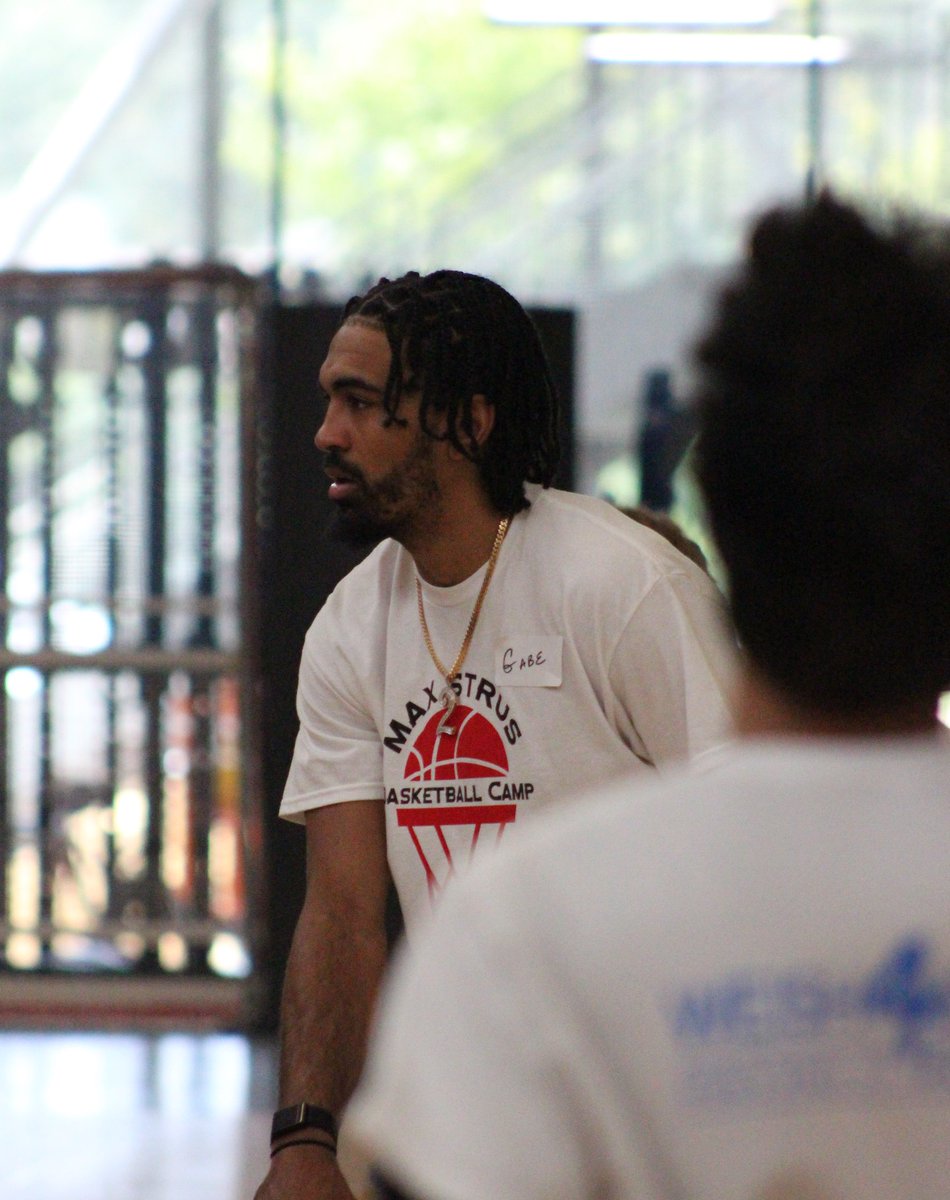 Weish4Ever's tweet photo. #Flashingback to some of the most fun we’ve had this summer at Max Strus Camps.
A huge thank you to Max Strus, Amos Alonzo Stagg, all the other coaches and volunteers and not to mention, all the little ballers #payingitforward.
#miamiheat #basketballcamps #summercamp https://t.co/89JhuRAni6