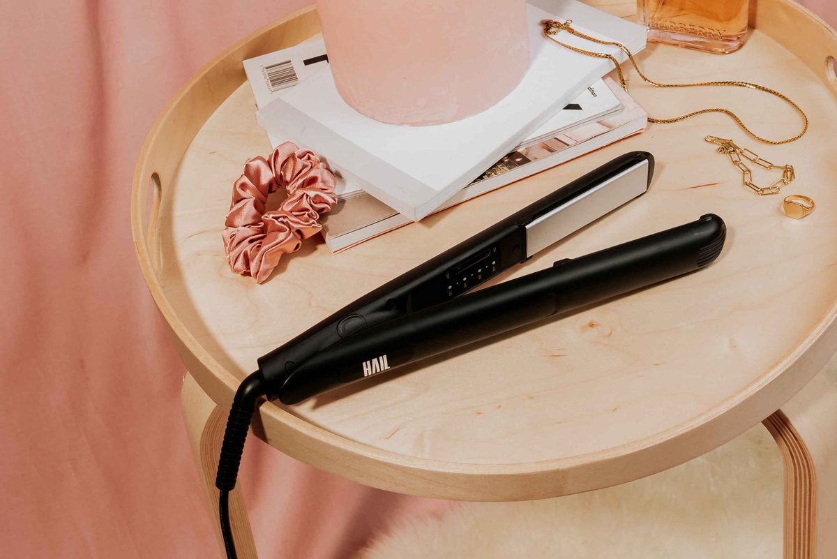 Our salon-worthy straighteners tick all the boxes...without the inflated price tag. ✨ ion-lock technology to make your hair glossy ✨ adjustable temperatures ✨ auto hibernation mode ✨ heat up time of 30 secs See more: ow.ly/IgGK50K9r8Z
