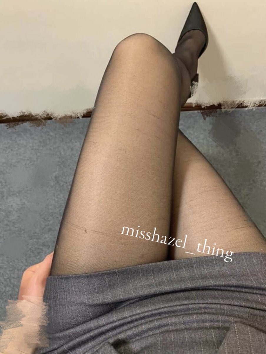 misshazel_thing's tweet photo. 落完雨涼涼地就著黑絲玩腳腳😛💦 哥哥想唔想join?🍌

記得like同retweet🥰
歡迎dm我查詢原味❤️
#hazelhui #黑絲 #絲襪 #小背心 #二手黑絲 #二手絲襪 #腳趾 #二手襪 #學生妹 #學生襪 #原味絲襪 #原味襪 #原味黑絲 #原味底底 #二手底底 #原味內衣 #原味bra #原味鞋 #性感黑絲 #絲襪控 #足控 #ol黑絲 https://t.co/u9lxbPwkWm
