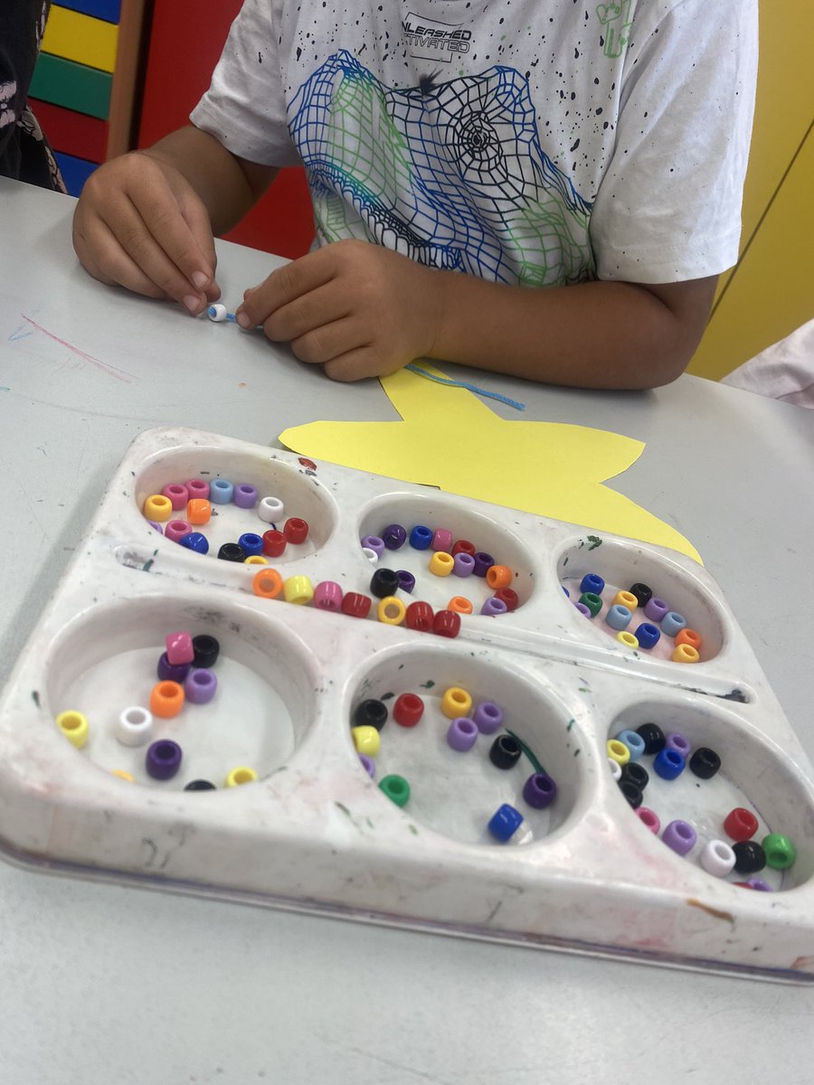 MissTaylor02okt's tweet photo. Starfish today to finish off exploring
the seas. #starfish #crafts
#summercamp #summerschool
#affordablecrafts #cheapceafts ⭐️🌊 https://t.co/ZSOT1quBRV