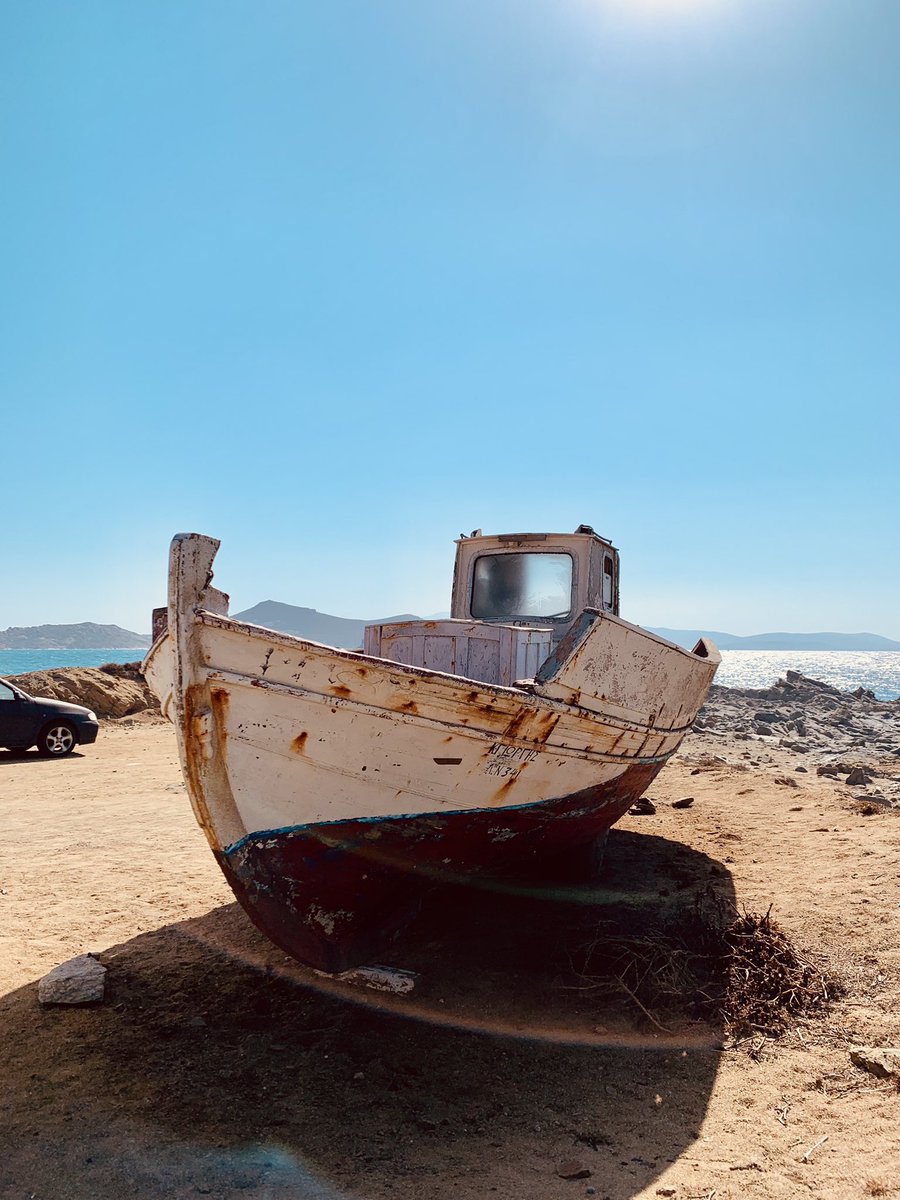 Naxos…..we’ve been here for about a week now sheltering from the Meltemi that’s blowing hard at the moment…..we’ve been keeping ourselves busy making videos and slowly exploring 😊⛵️
#followintrepidbear #naxos #sailgreece #liveaboardlife #liveaboardsailboat #greece