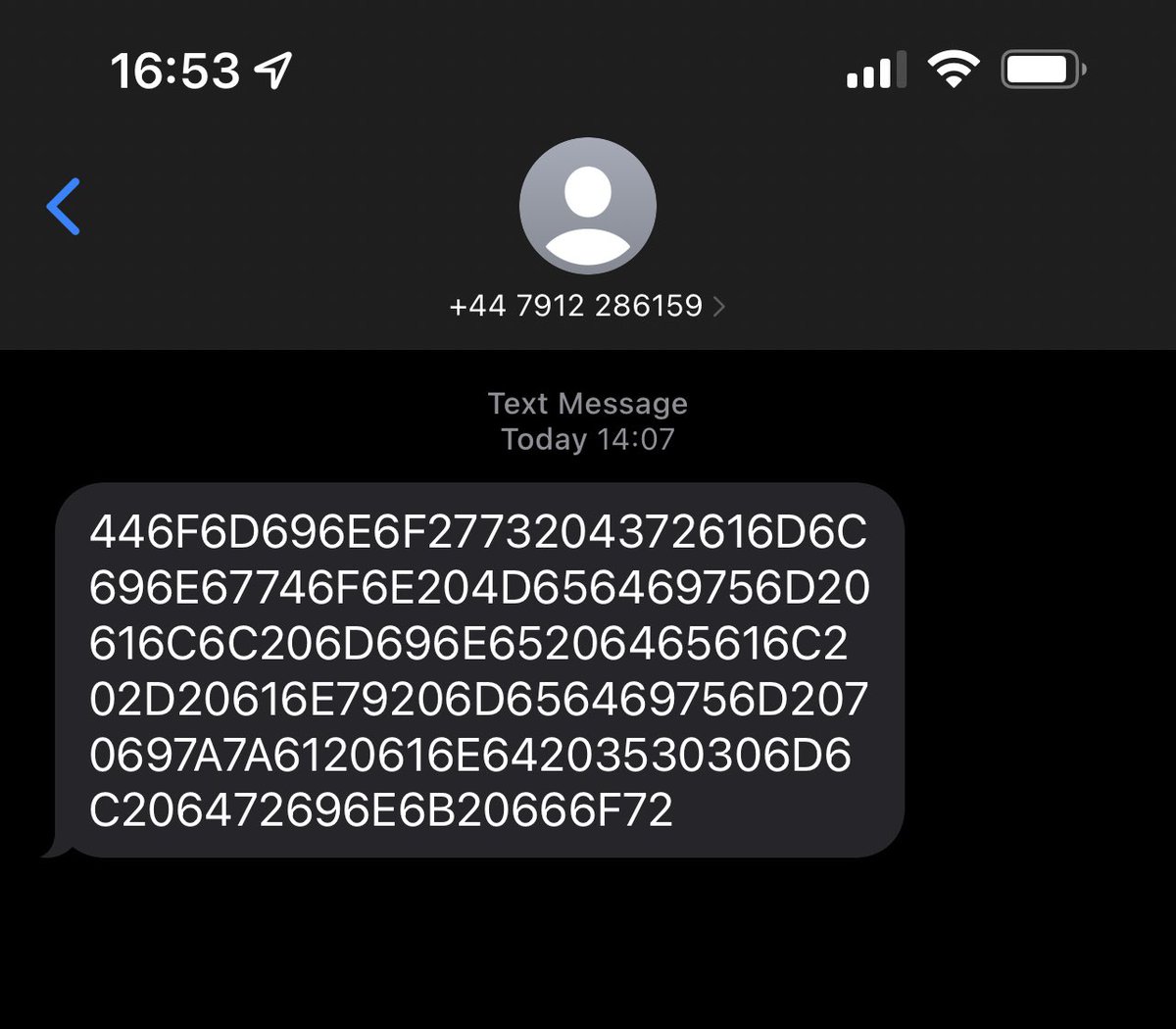 _Drapes's tweet photo. A tale of two screenshots. Thanks @Dominos_UK 😂 https://t.co/xKBOkNpcan