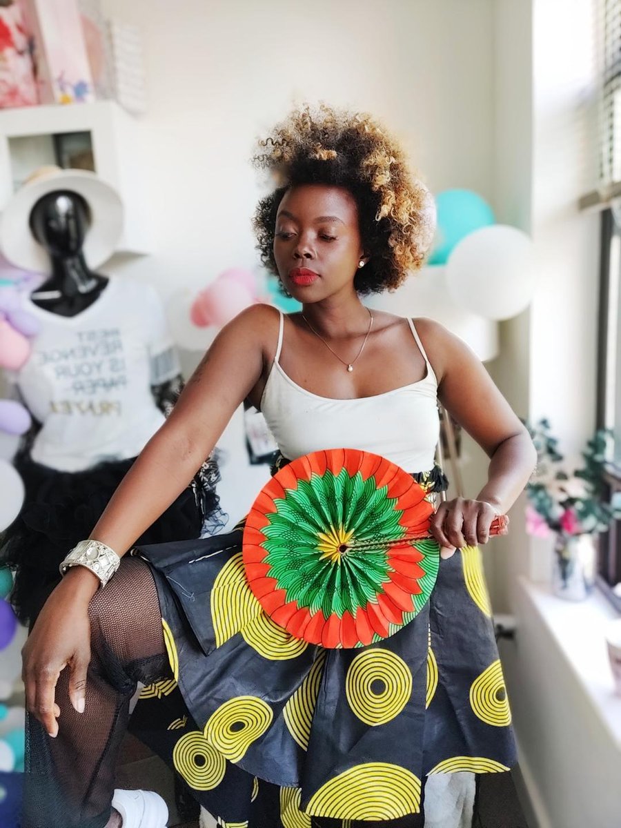 RegalClothes's tweet photo. 2022 #SummerSpiritFestival Shop @regalclothes for your GORG ankara Kimonos, Fans &amp; GORG Bustiers ( XS-3X). Stop by and add a Pop of Culture to your style! https://t.co/QtFltg1nIs