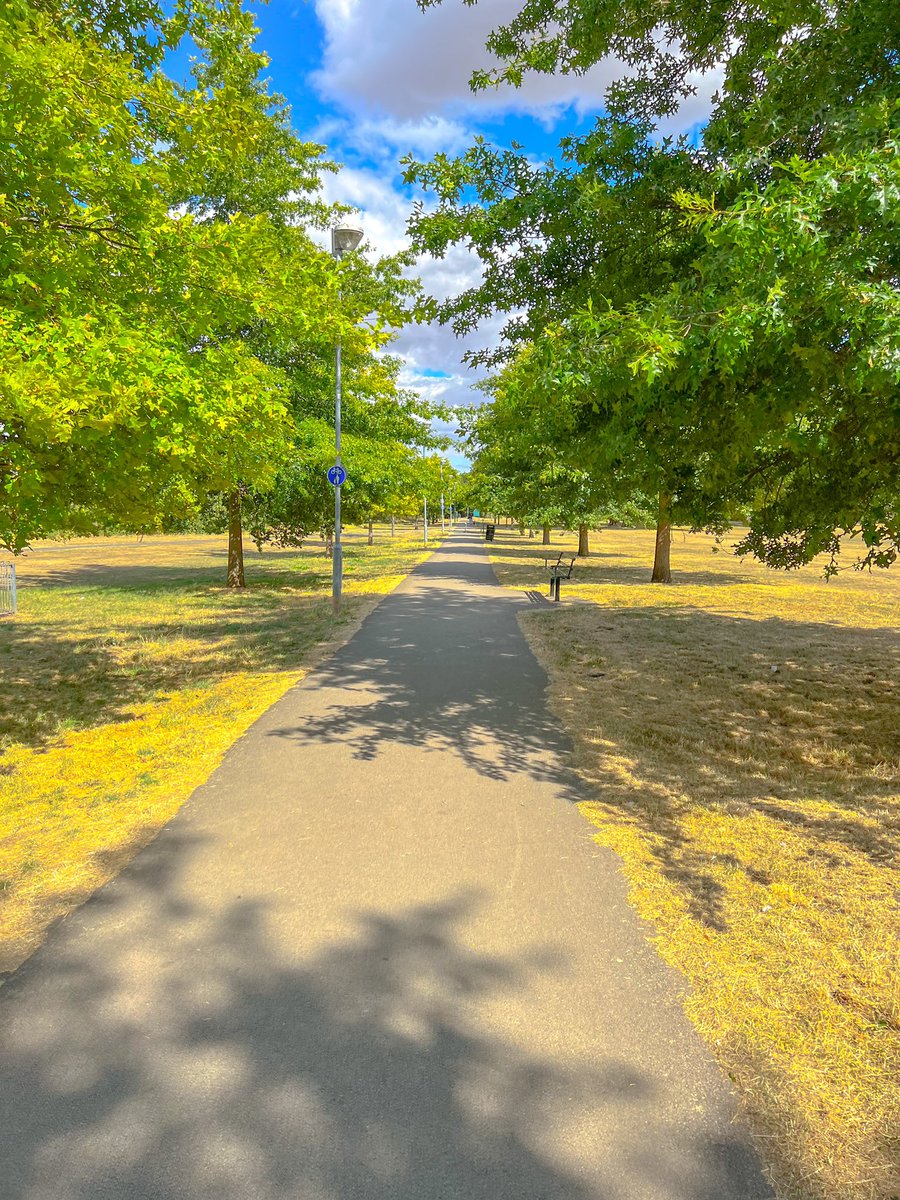 NorthantsPCSO's tweet photo. Afternoon all, me and #PCSOAli @WboroPolice are out on foot around Wellingborough.
Lots of engagements had!
Letโs see what the rest of the shift brings ๐ฎโโ๏ธ๐๐ป๐๐ป https://t.co/GDROgRS3bV