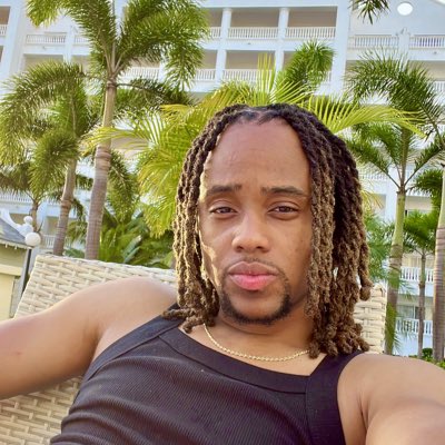 BlickieC's tweet photo. #NewProfilePic https://t.co/k3TtJozHA2