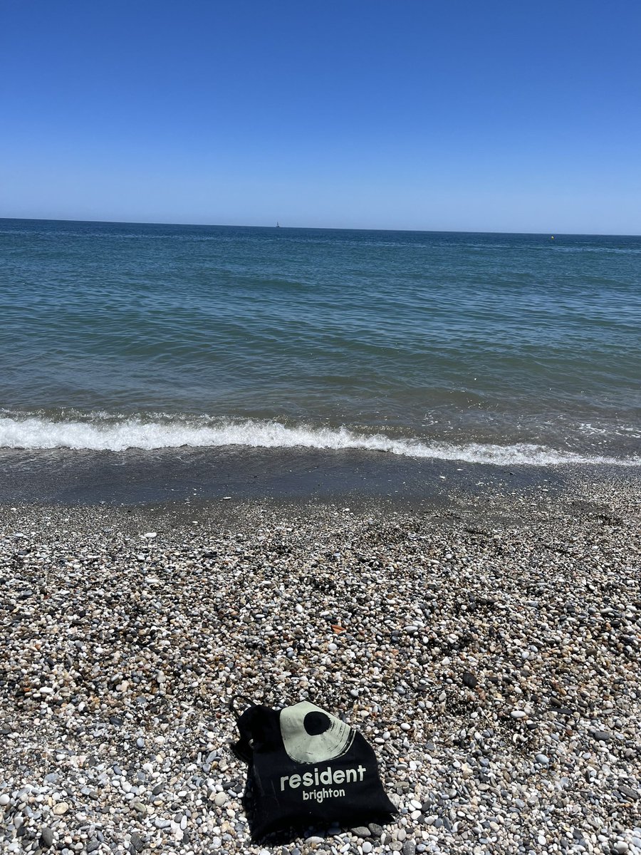 Spent a lot of time in <a href="/residentmusic/">resident</a> this year so extremely pleased about this. Cheers gang 🙏🏻
<a href="/TALLIESband/">TALLIES</a> 👀