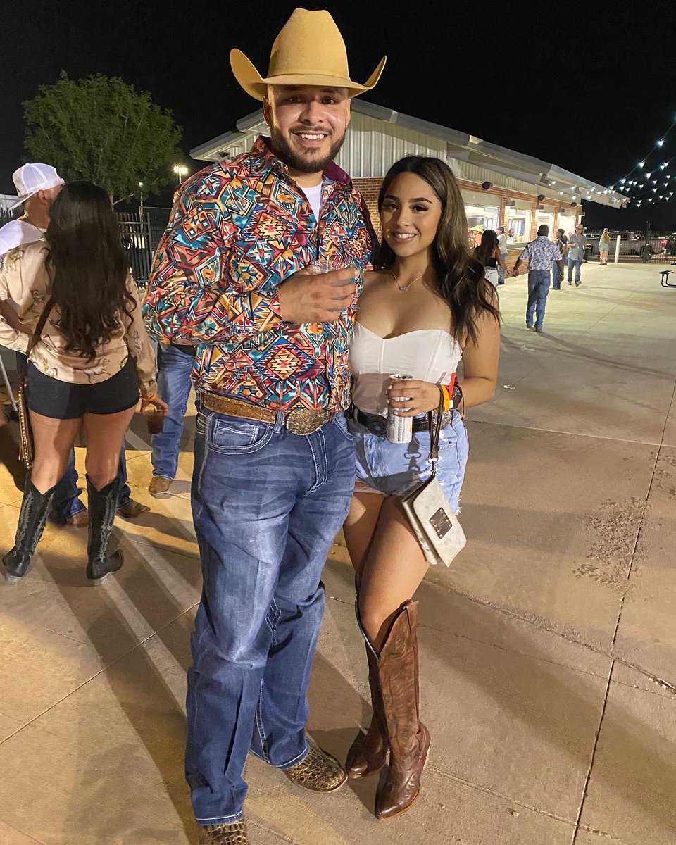 Andrea♡︎ tweet media