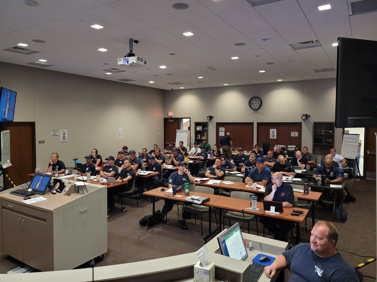 RapidCityFire's tweet photo. Leadership at the Rapid City Fire Department is tuning in with 500 other locations for one of the largest leadership conferences, the Global Leadership Summit. Our teams are always striving to be better and that includes our leaders. #GLS22 #rapidcityfiredepartment #leaders https://t.co/ZPFF2xdupM