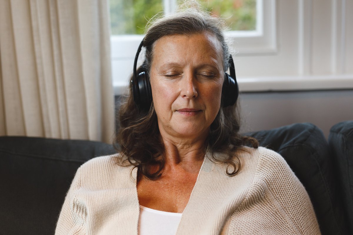 ResJustCenter's tweet photo. Join us either online or in-person next week for another music therapy session (Thursday at 12pm PT/3pm ET). This and other integrative services are available at no-cost for Southern Nevada first responders and the Route 91 community. For details, visit https://t.co/yWVD6LFdek https://t.co/rN41rlmJYT