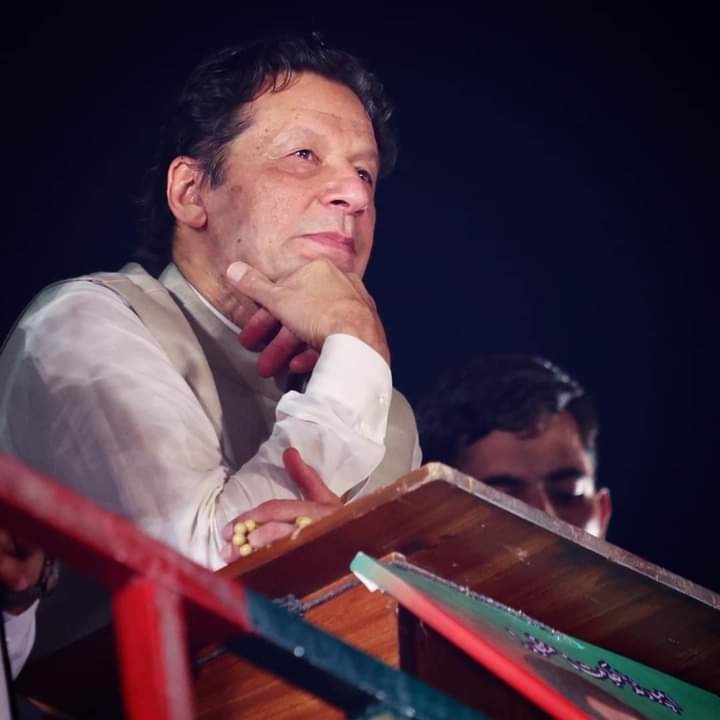 PTI Multan (@PTIOfficialMTN) on Twitter photo 2022-08-05 16:31:54 انشاءاللہ، اس جنگ میں بھی جیت خان ہی کی گی۔ کیونکہ خان کی جیت کا مطلب ہے اس قوم کی جیت، اور یہ قوم اللہ پاک کے فضل سے جیت کر رہے گی۔ #لیڈر_صرف_عمران_خان انشاءاللہ، اس جنگ میں بھی جیت خان ہی کی گی۔ کیونکہ خان کی جیت کا مطلب ہے اس قوم کی جیت، اور یہ قوم اللہ پاک کے فضل سے جیت کر رہے گی۔ #لیڈر_صرف_عمران_خان