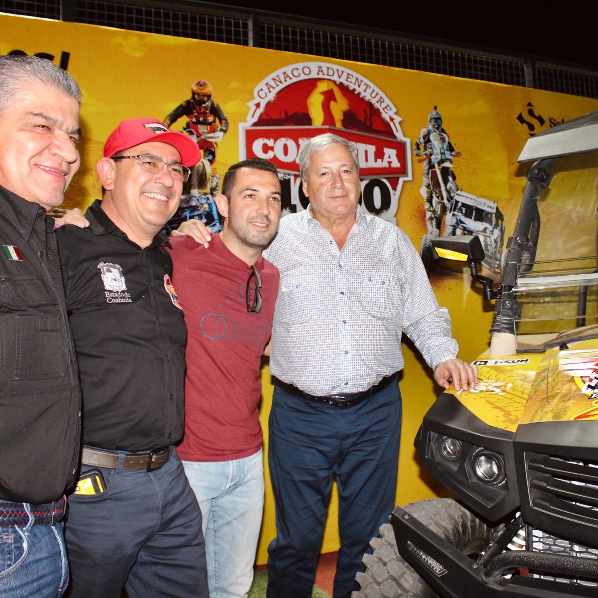 Celebrando junto con el Gobernador del Estado <a href="/mrikelme/">Miguel Riquelme</a> y el Alcalde de Saltillo <a href="/chemafraustro/">Jose Maria Fraustro</a> en la cena del arranque de Coahuila 1000, con 150 carritos y más de 450 participantes, en donde se rifó un carro de nuestros patrocinadores de Hisun.
#Saltillonosune #SaltilloÚnico