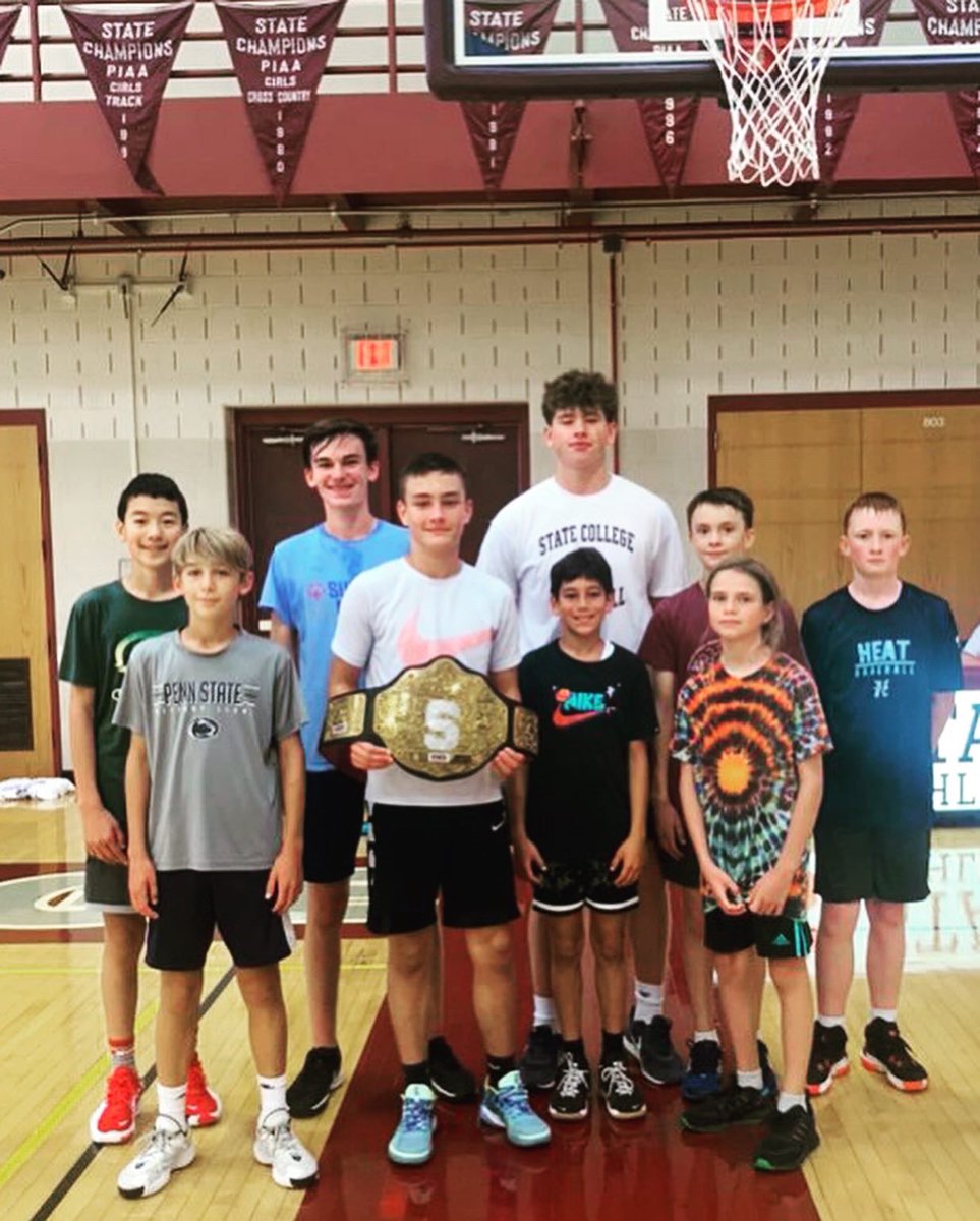StateHighHoops's tweet photo. Camp Champs. The Pistons took home the 5 on 5 championship. In 3 on 3, Spencer, Shane, and AJ won the 8/9 title and Max, Dillon, and Teag won the 5-7 title #SCHoops https://t.co/EzlwiWMeG5