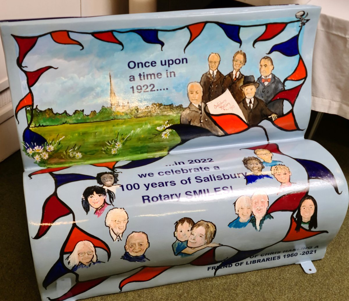 rbolton125's tweet photo. Fantastic launch of the @SalisburyRotary 100th anniversary Bookbench project in #SalisburyLibrary today.
Great partnership involving 8 local schools reflecting the importance of #reading and #creativity.
Visit the #library in August to see them all! https://t.co/ec2Ybd7gZR