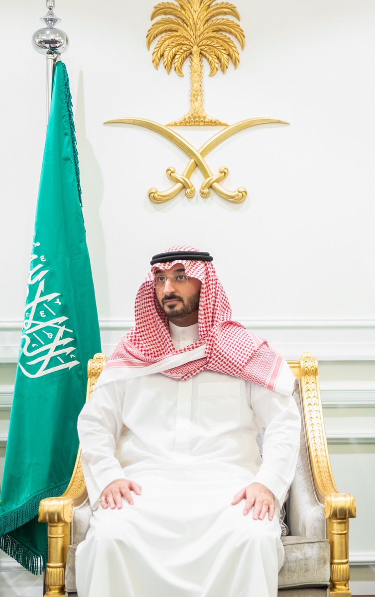 sa_prnce's tweet photo. ♦️سؤال:
منذ متى بدأت رحلة سمو الامير #عبدالله_بن_بندر في السلك الحكومي؟ https://t.co/Hsk2ZOhQPr