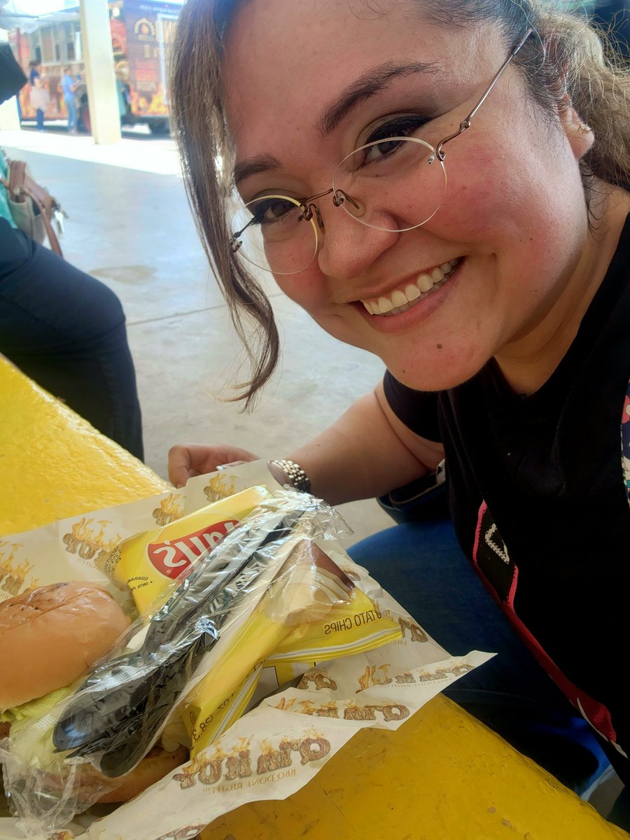 Delicious BBQ Chicken sandwich with chips and a drink!

CHALLENGE 6
<a href="/MrsNCantu/">MrsNCantu</a> <a href="/CinthiaEOrtega/">Cinthia Ortega</a> <a href="/MrFEspitia/">Francisco Espitia</a> <a href="/MAgarcia7979/">Maritza A. Garcia, M. Ed.</a> 
#LesSquidzerables 
#TECHnovate22 
#misdtechgames