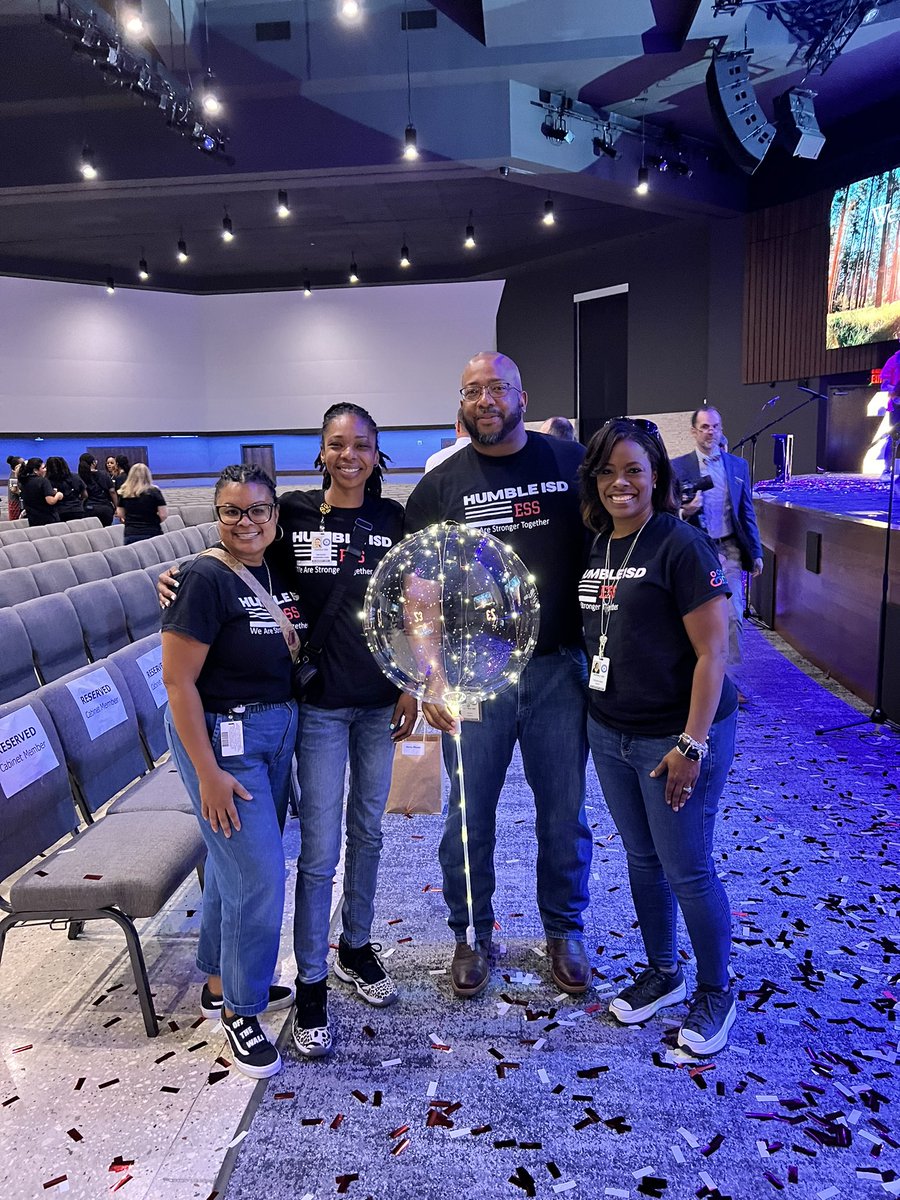NatahiaDawkins's tweet photo. We Are The Light!!!
Congratulations Mr. Phipps #bethelight #Convocation2023
@HumbleISD_ESS @henryphipps_ https://t.co/3jx0WXITvD