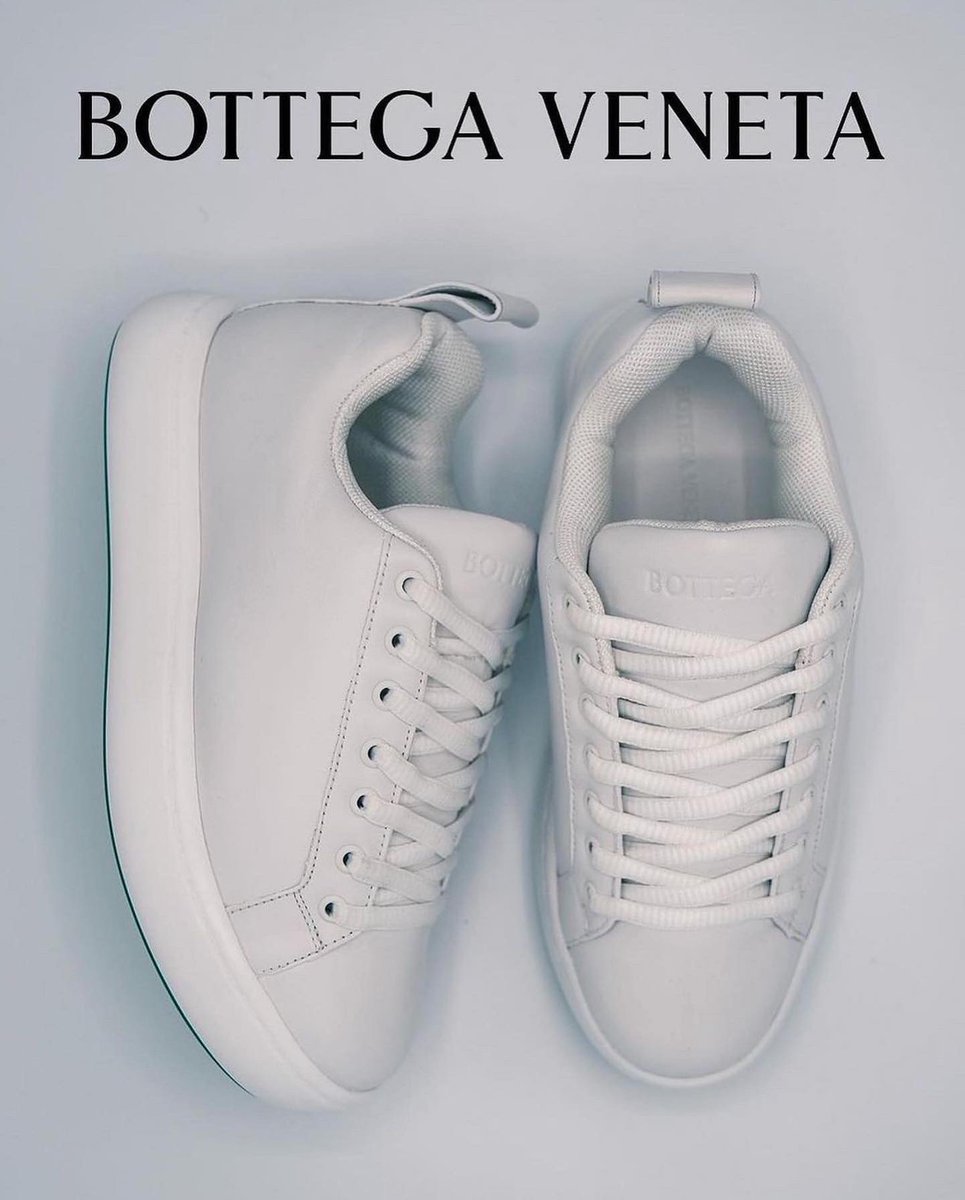 Bottega Veneta showcase their new “Pillow” Sneaker!🖤