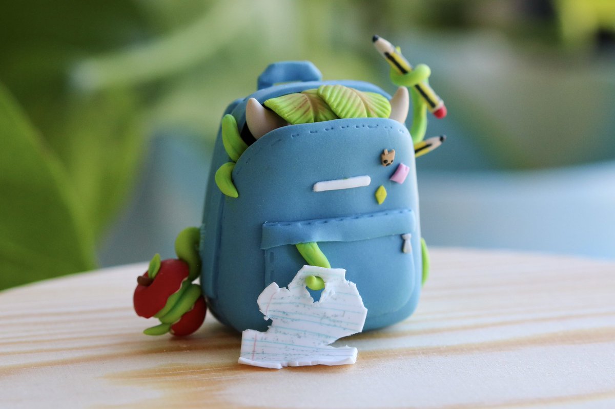 … so we all know that one kid on the playground who’s definitely dealing in cowberries right?? 

well THIS is why you don’t smuggle them in backpacks 🌱👀 #sims4highschoolyears #EACreatorNetwork