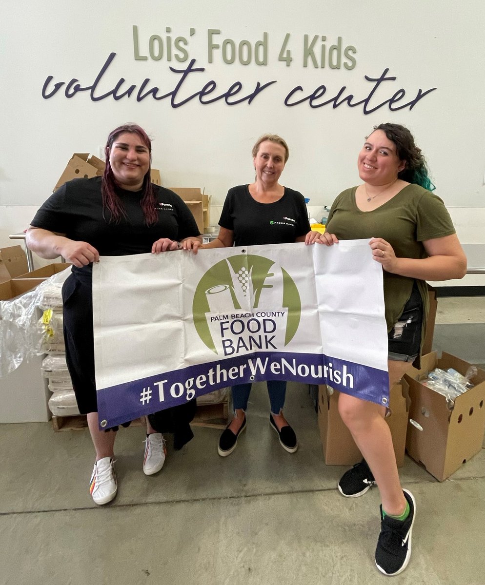 FoodBankPBC's tweet photo. Thank you, @PressGaney and Lockton Companies Miami, for joining us this week to #volunteer in our warehouse! We appreciate you for taking the time to help us package rice and pack Childhood #Hunger Initiatives meal bags. You made a difference in our #PalmBeach #community. 😁 https://t.co/bGCzy47BZc