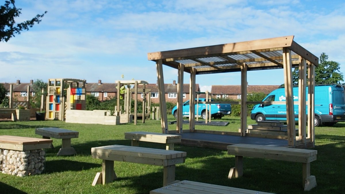 GetHandsOnUK's tweet photo. Opening of the new Skerne Park #communityspace. Thank you to everyone involved in this week’s project!
https://t.co/neYYODIiq9
#GiveAHelpingHand
@darlingtonbc
@DarlRotary
@DarlingtonBS
@Cummins
@NorthgateRedde
@skerneschool
@HellensGroup
@AmazonNewsUK
@Beanies_Flavour
@mercer https://t.co/r7BzNOvgCq