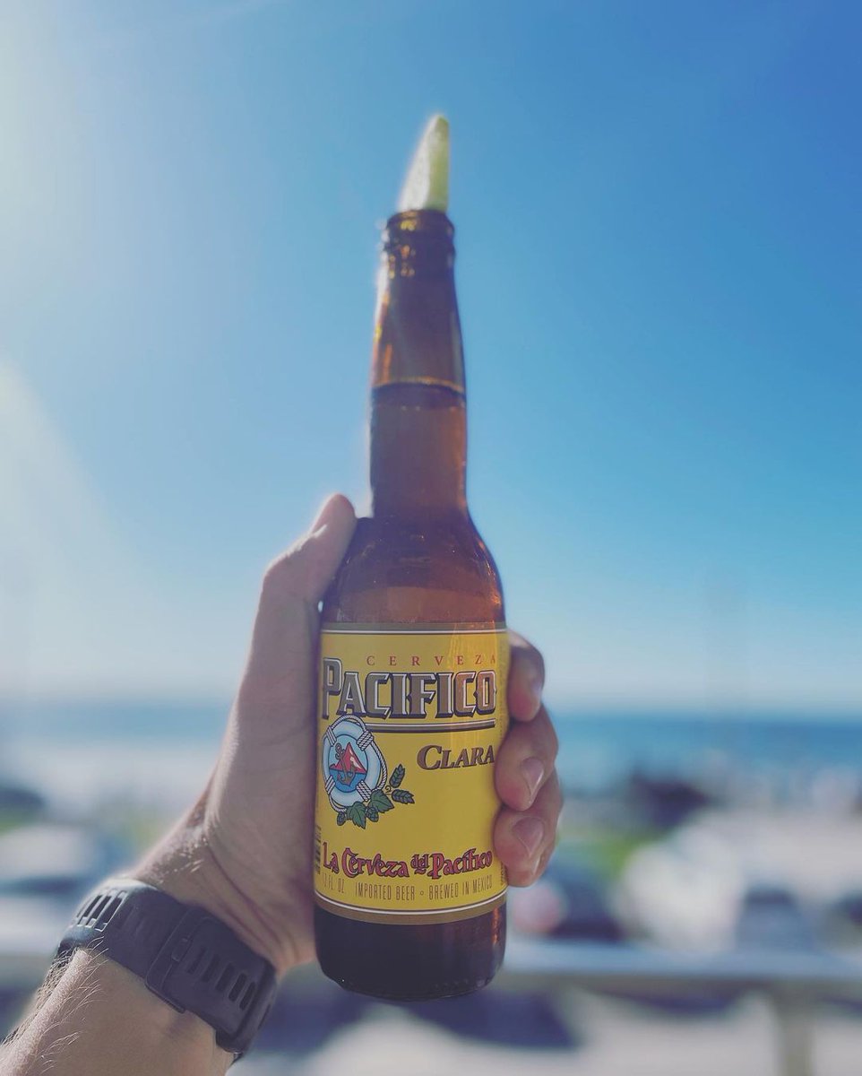 No better view 🍻 Happy #InternationalBeerDay #LiveLifeAnchorsUp 📸: chasingsets_