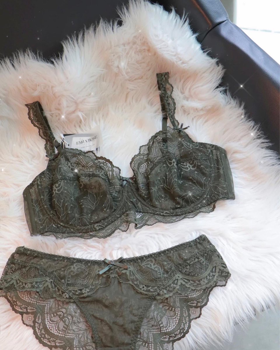 panqi92597447's tweet photo. This is Skarlett Blue, a design brand from new york. This underwear is exquisite and lightweight, with clear lace cups and full quality. The back is made of seamless fabric, and the comfort is 100%, which fully reflects its beauty and practicality. https://t.co/6r2cCGuRQ8