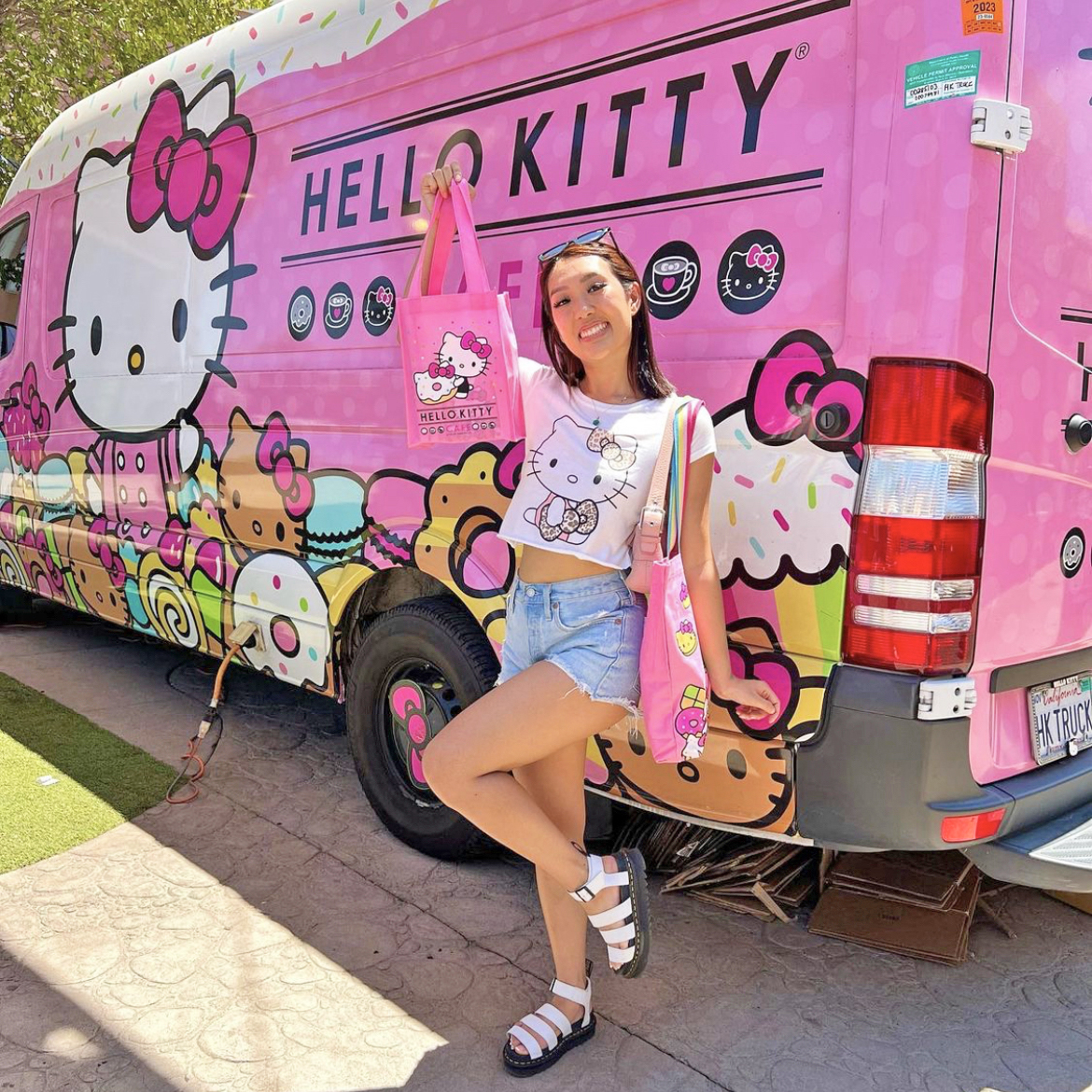 Hello Kitty Cafe Truck (@hellokittycafetruck) • Instagram photos