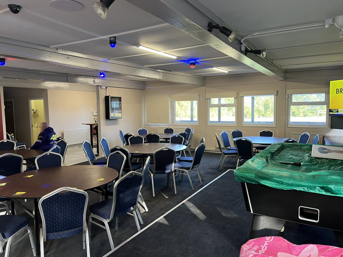 mark_yearley's tweet photo. Clubhouse Complete ✅⚽️

Just want to say a huge thank you to everyone who’s put their time and effort in to make it ready for this evening. Definitely too many to thank. Still a little bit to do regarding the outside patio but looking good so far! https://t.co/MPvUG0MGl8