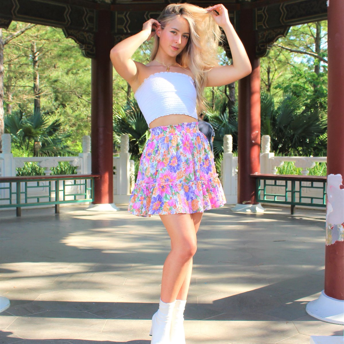 HotGirlsBook📸 on Twitter: "Girls of Summer Rosie @_Rosie_Bones https