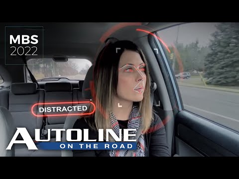 MagnaInt's tweet photo. Thank you to John McElroy of @Autoline On The Road for the great discussion focusing on the auto industry during these transformative times with Eric Wilds, Magna's CSMO. #MagnaNews #ForwardForAll

Watch the video here: https://t.co/mvQn1hC3mB https://t.co/nc9J3UnffB