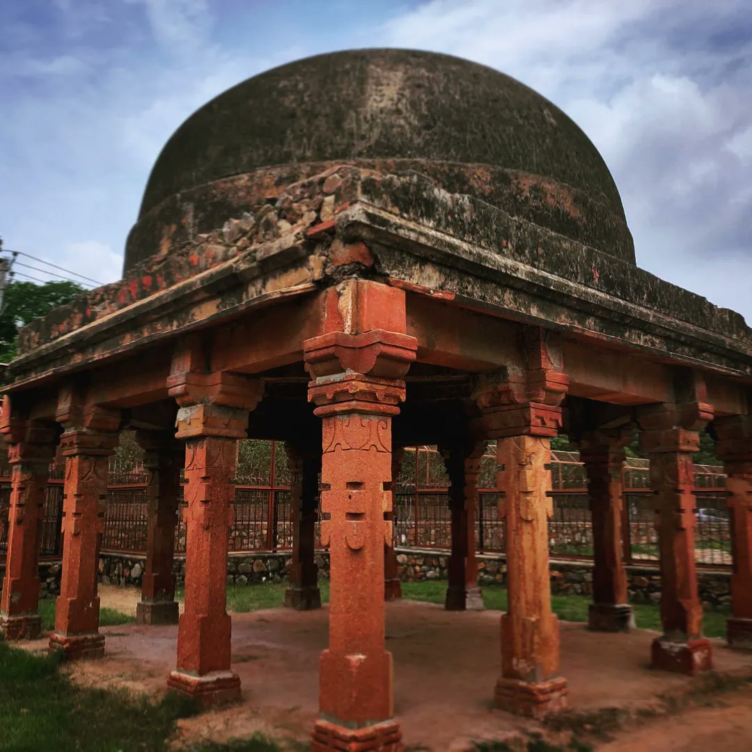 KajalPr1307's tweet photo. Photo documentation and site visit at Shamshi Talab by #igdtuw students for
#missionamritsarovar
#AmritMahotsav 
#waterreservoir https://t.co/wYBLaz4kSw