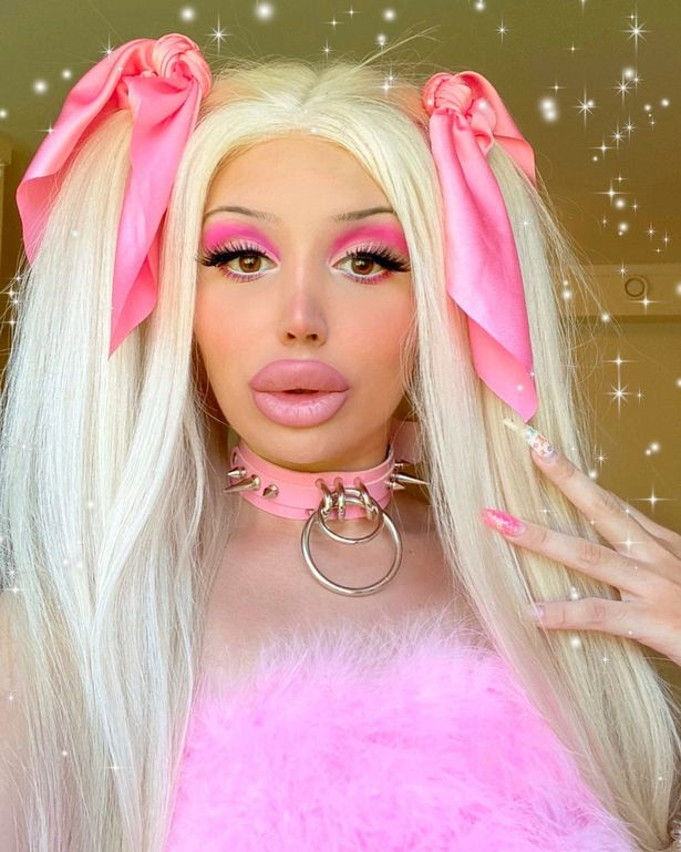 BimboBankOfScam's tweet photo. You're a sissy?? That's SO COOL! Let me do your makeup while I take money from your cute little pink purse!

Findom Relapse Scam Paypig Catfish Bimbo Pink https://t.co/7lPXiIlRNO