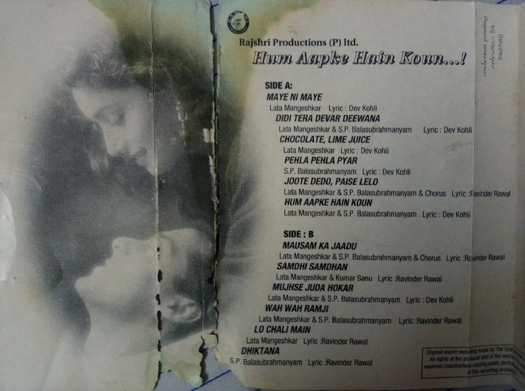 kadugayatri2's tweet photo. Prem & Nisha Evergreen Couple of Bollywood Cinema😍🥀
Hum Aapke Hain Kaun Still Ruling
Our Hearts 😌🥀
Just One Word For This Movie & Whole Album that's "Perfection"👏
S.P Da's & Lata Tai's Voices🤧♥️
#28YearsOfHAHK
#28YearsOfHumAapkeHainKoun
My Collection 🤩👇 https://t.co/FZQPG04U5d