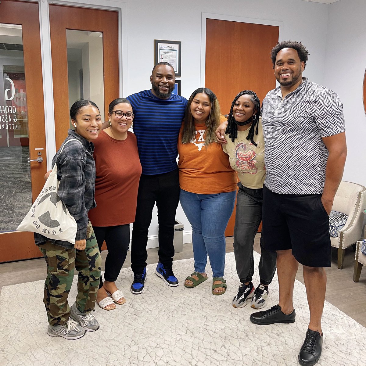 McDonaldInjury's tweet photo. One of GMA’s Core Values is to grow. Today we say “see you later” to Asia as she goes to University of Texas to obtain a Master’s degree! We celebrate Asia’s next step and her amazing growth!
#gma #rva #richmondva #rvacommunity #rvabusiness #virginiaattorney #virginialawyer https://t.co/2ZDFiatU52