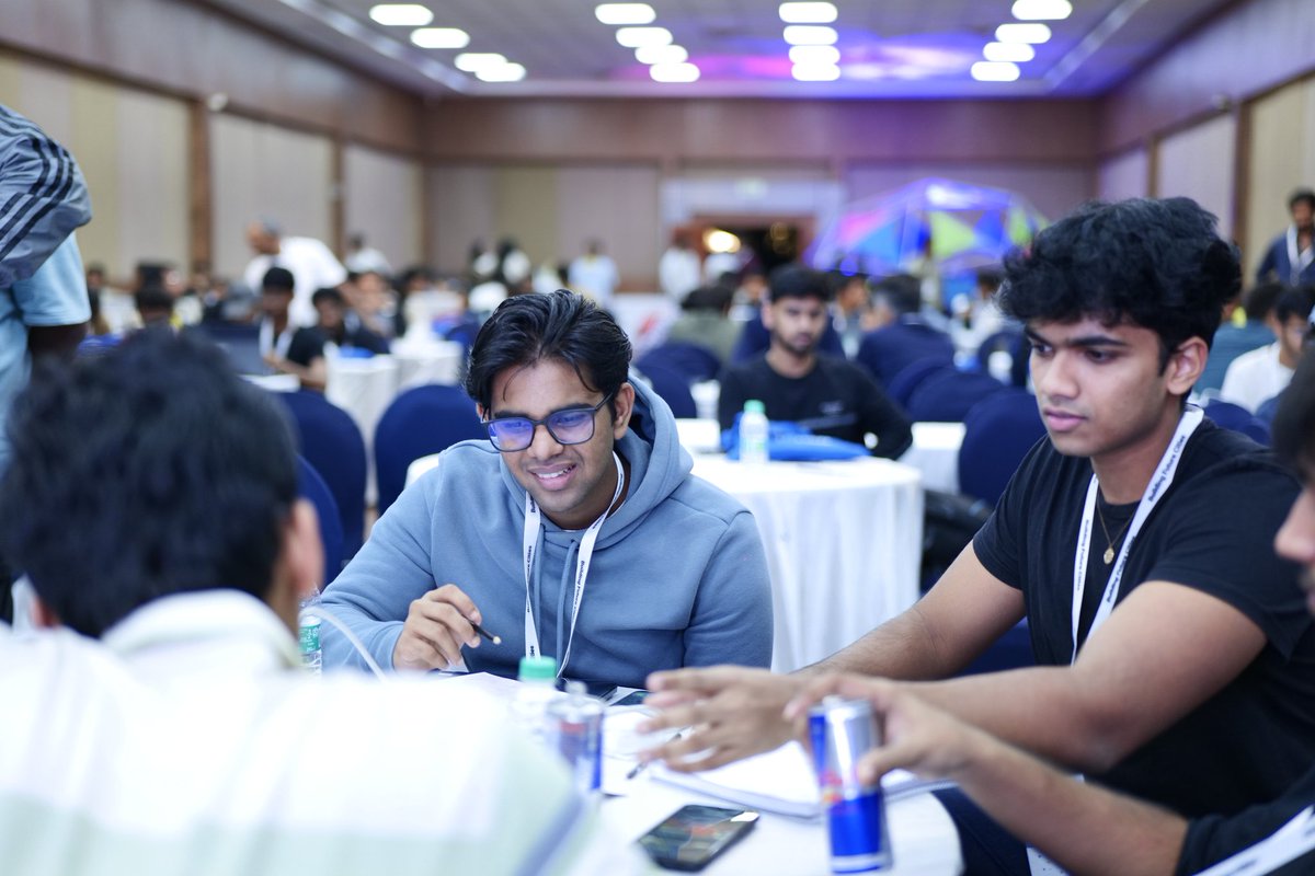 Tejasvi_Surya's tweet photo. The hackathon will boost PM Sri @narendramodi Ji's vision of digitizing urban spaces through Smart Cities Mission in the country
With tremendous potential, Blockchain technology will aid in enhancing quality of life and fulfill aspirations of our young https://t.co/QFjAo4kD0C