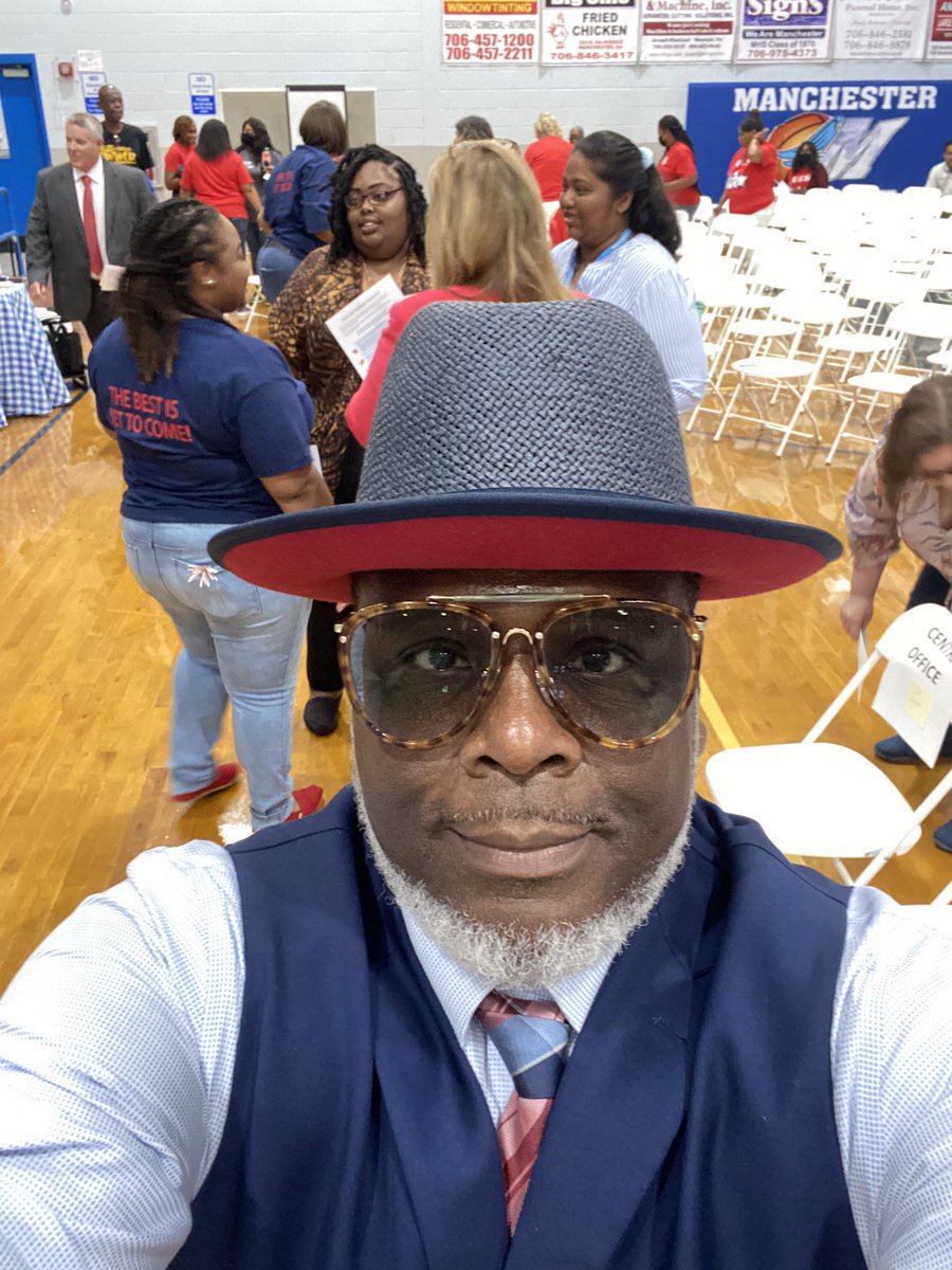 KeithLBrown1911's tweet photo. Hyped and ready to inspire THE Meriwether County Schools(GA) for Convocation! #MrImPossible #Speaker #aaespeakers #keithlbrown #ipyagency #achieve #succeed #BacktoSchool2022 @AllAmericanEnt_ , @promotingyou and I salute you all!!! https://t.co/TGc3LjIekR