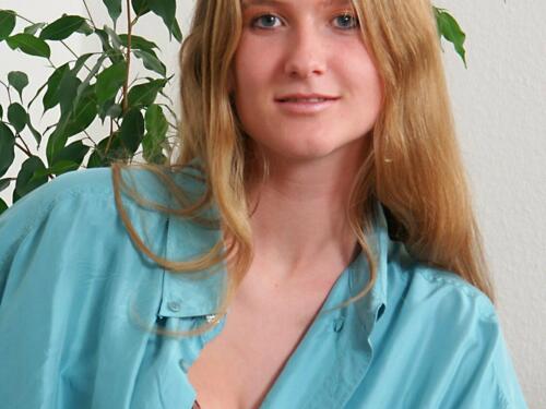 Mein Name ist auch mein Hobby, Ich bin ein Mensch der sehr gerne in seinem Auto ist und auch gerne lange Strecken fährt. Daher sind auch große Distanzen für mein kein Problem. Ich Suche einen Mann mit dem ich einfach ein paar ... - Direkt zum Profil => rb.gy/lu74fj